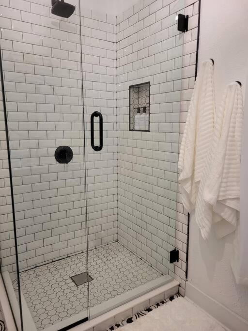 Beautifully Updated New Orleans Home エクステリア 写真