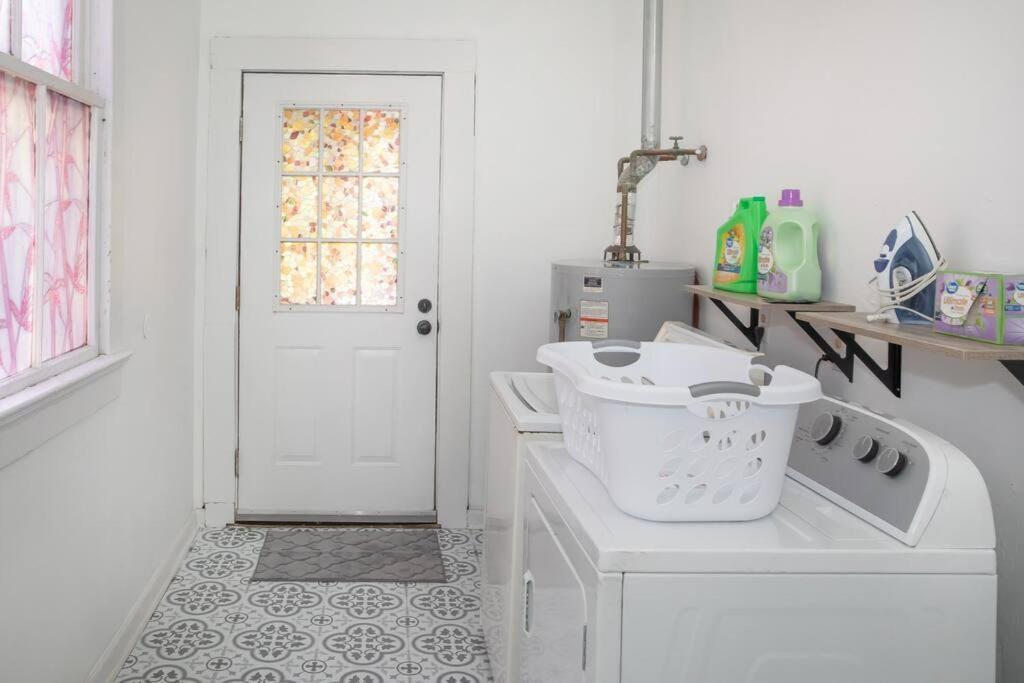 Beautifully Updated New Orleans Home エクステリア 写真